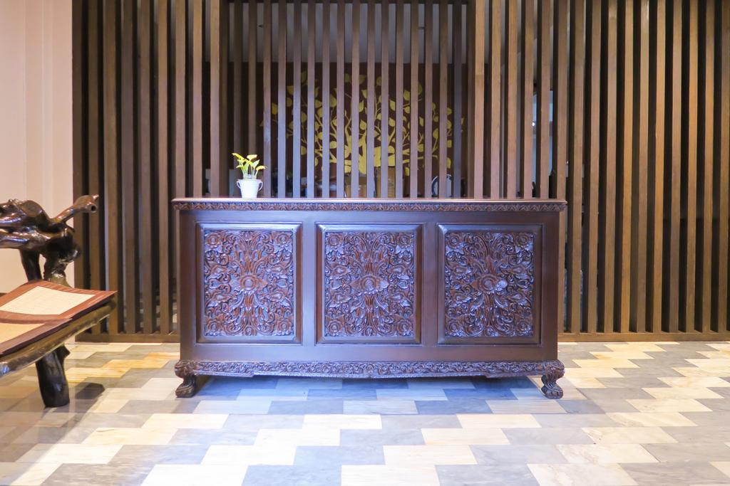 The Grand Palace Hostel Бангкок Екстер'єр фото